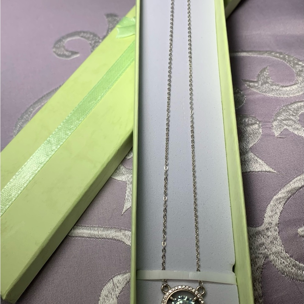 Elegant Sterling Silver Necklace with Aquamarine Gemstone